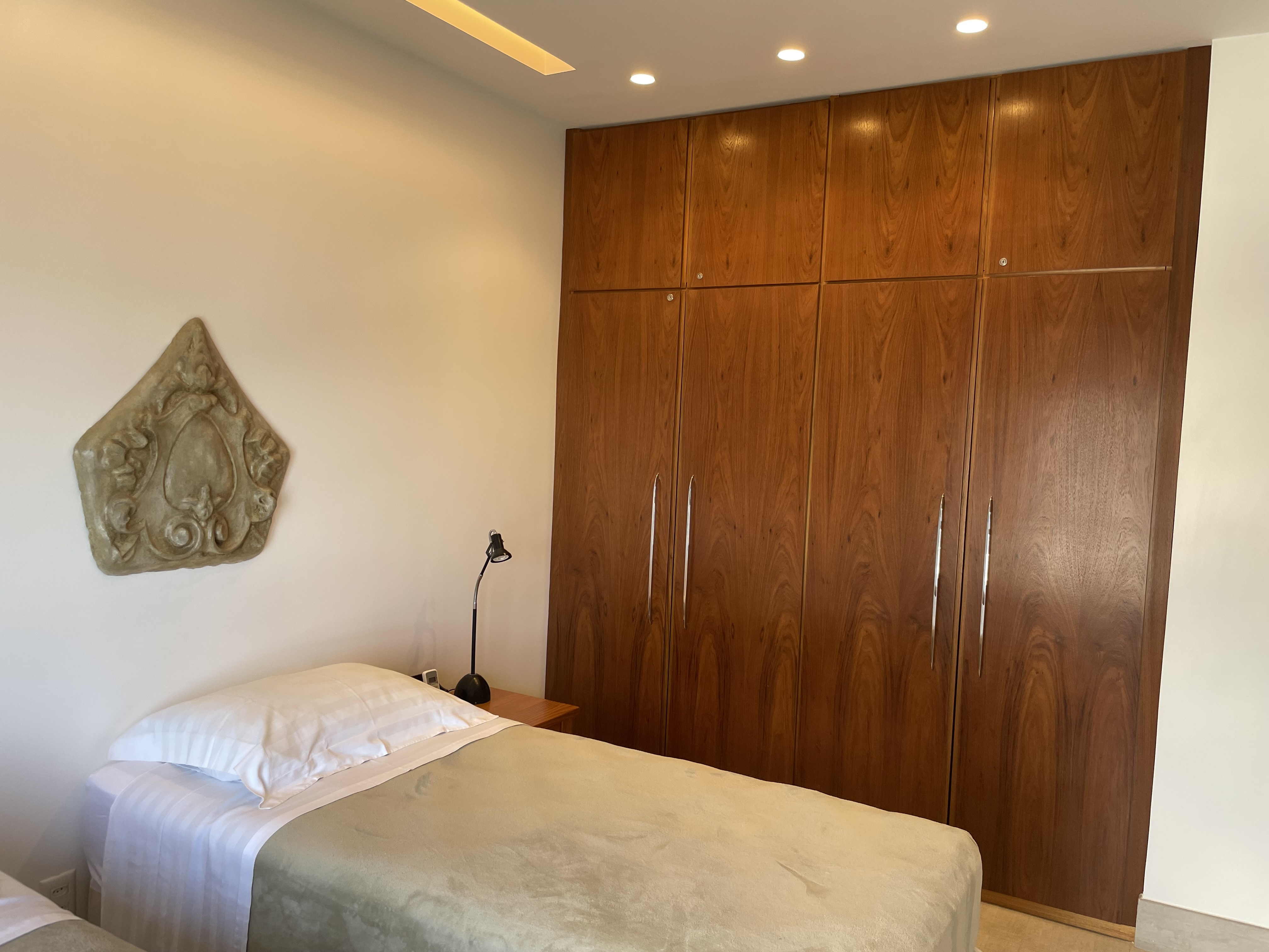 Top leblon 2 quartos sendo 1 suite