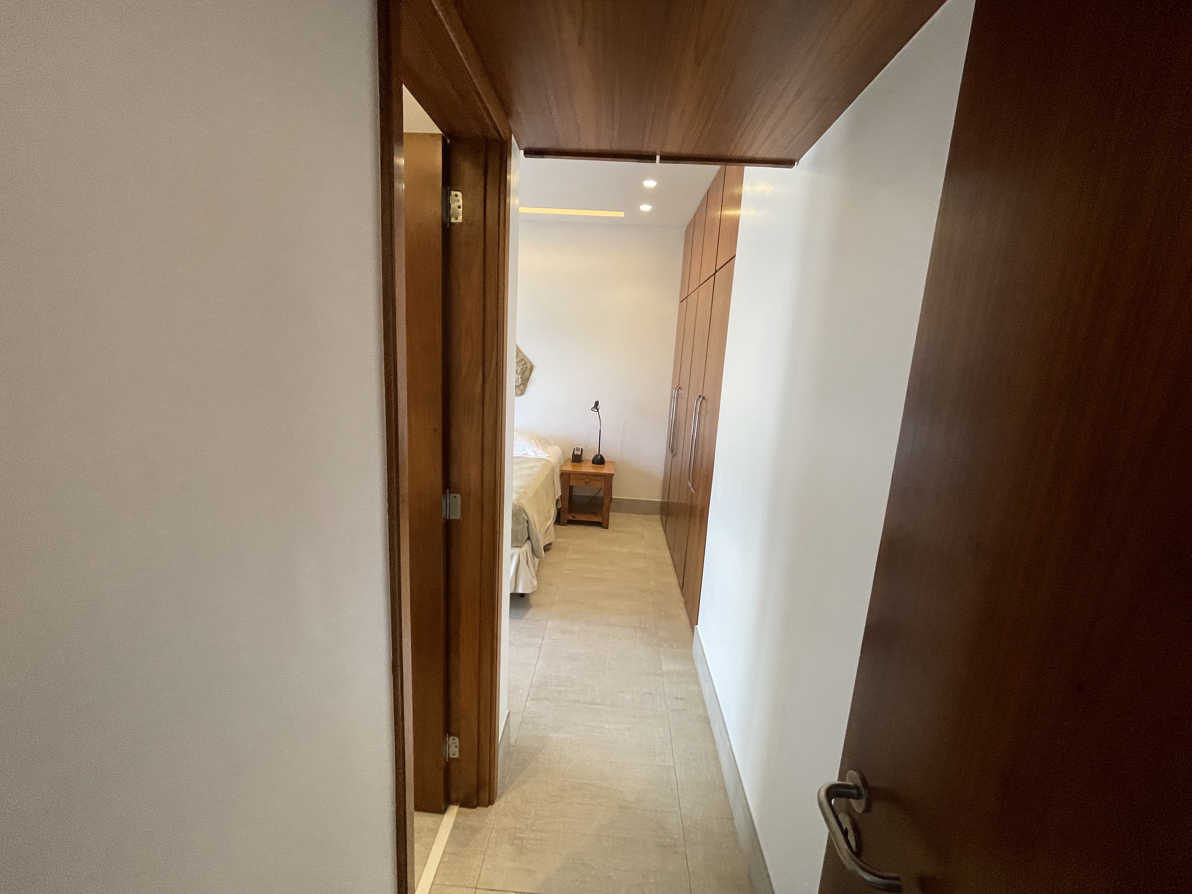 Top leblon 2 quartos sendo 1 suite