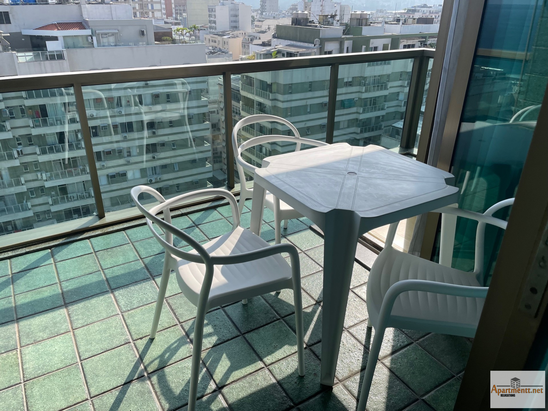 Tiffany's Ipanema Flats 1006