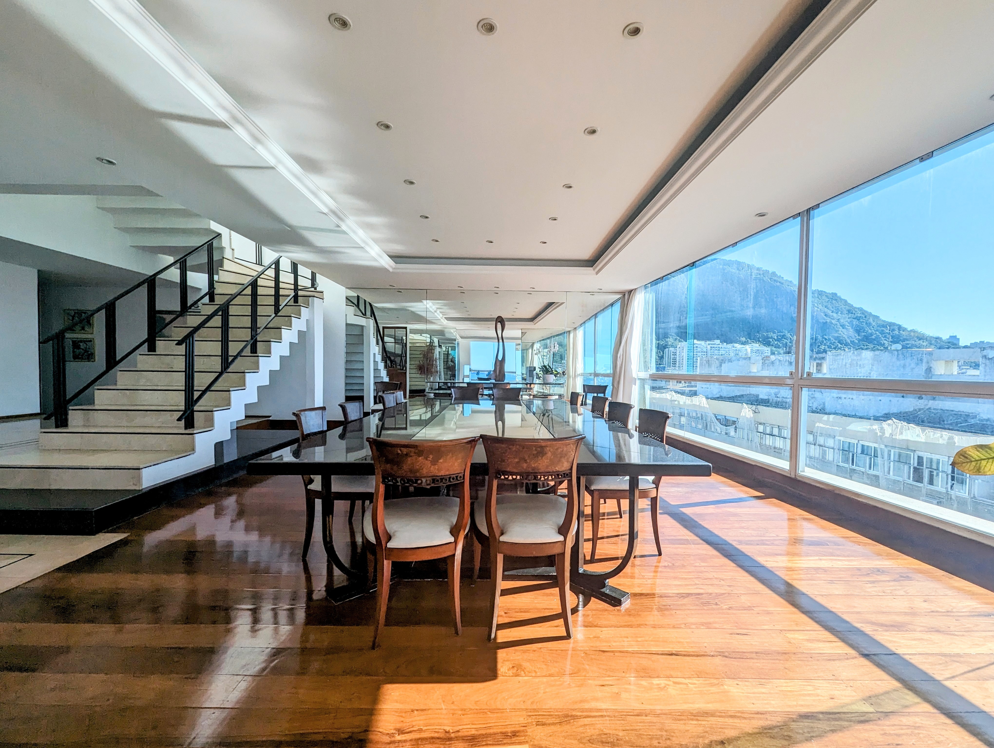 Cobertura Copacabana Frontal Mar