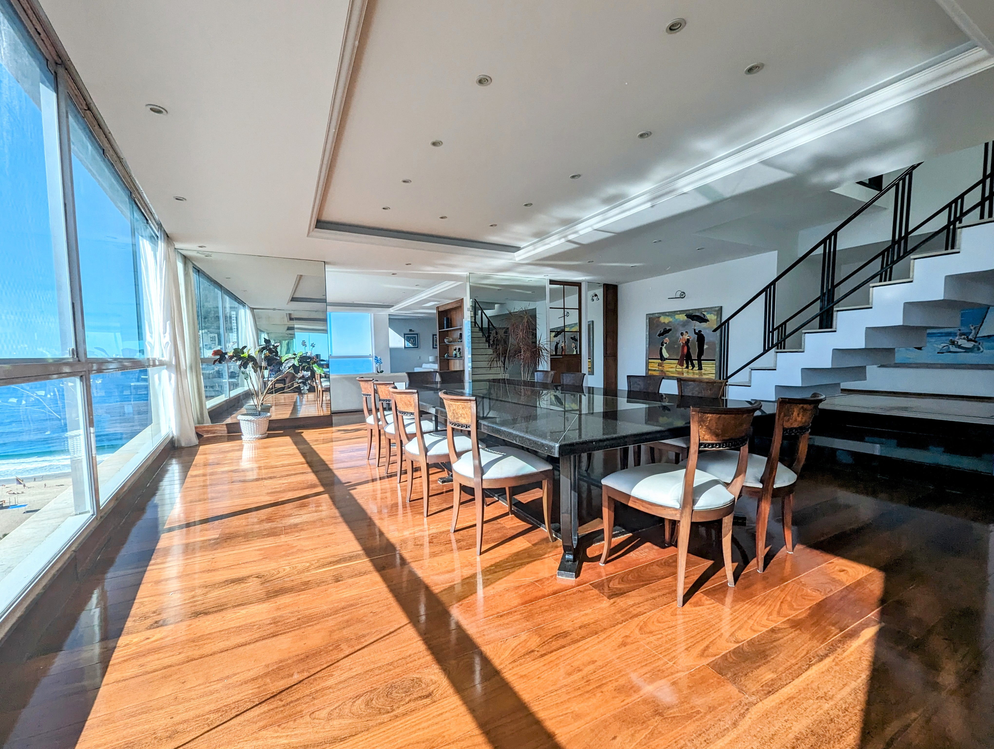 Cobertura Copacabana Frontal Mar