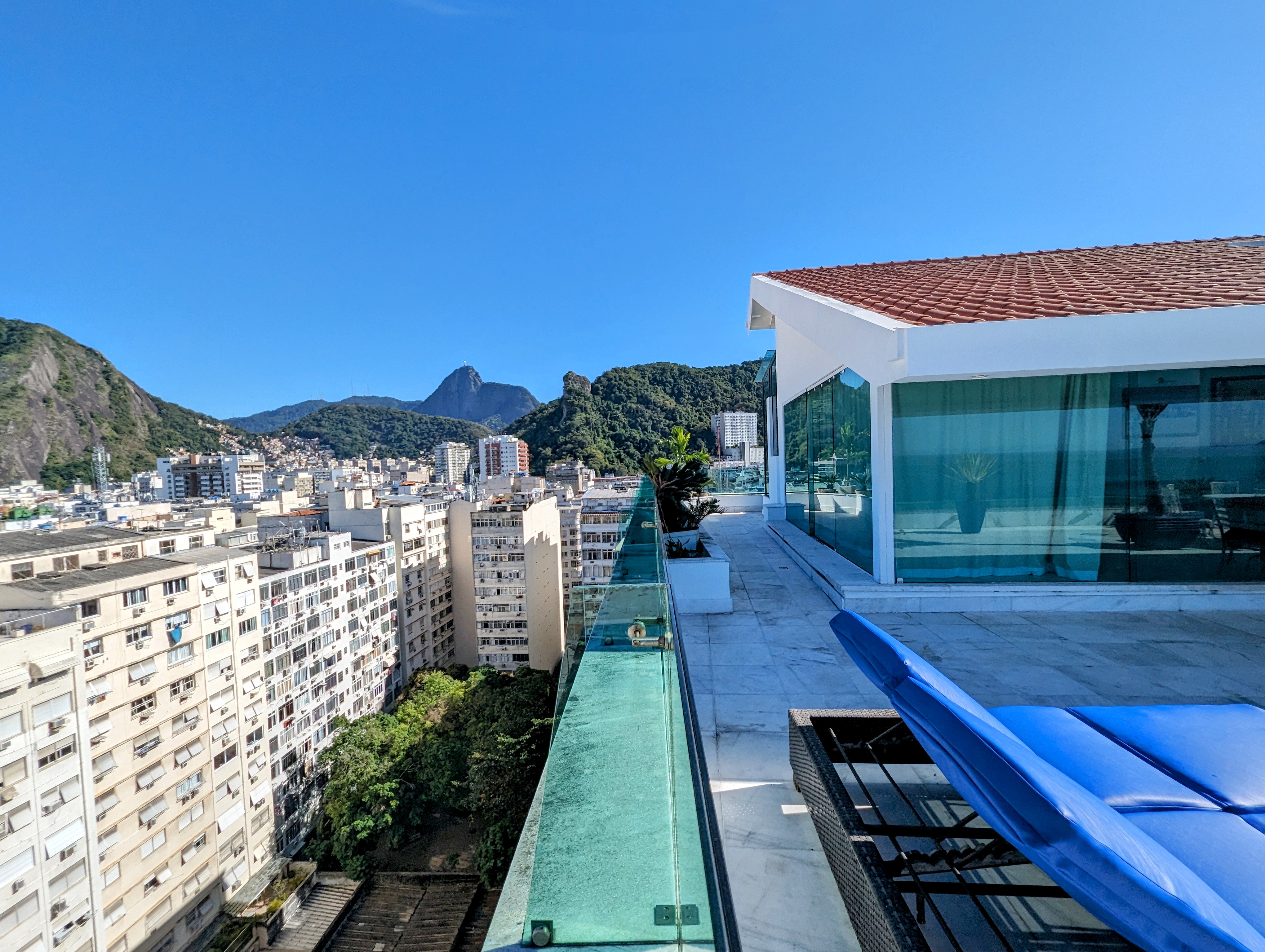 Cobertura Copacabana Frontal Mar