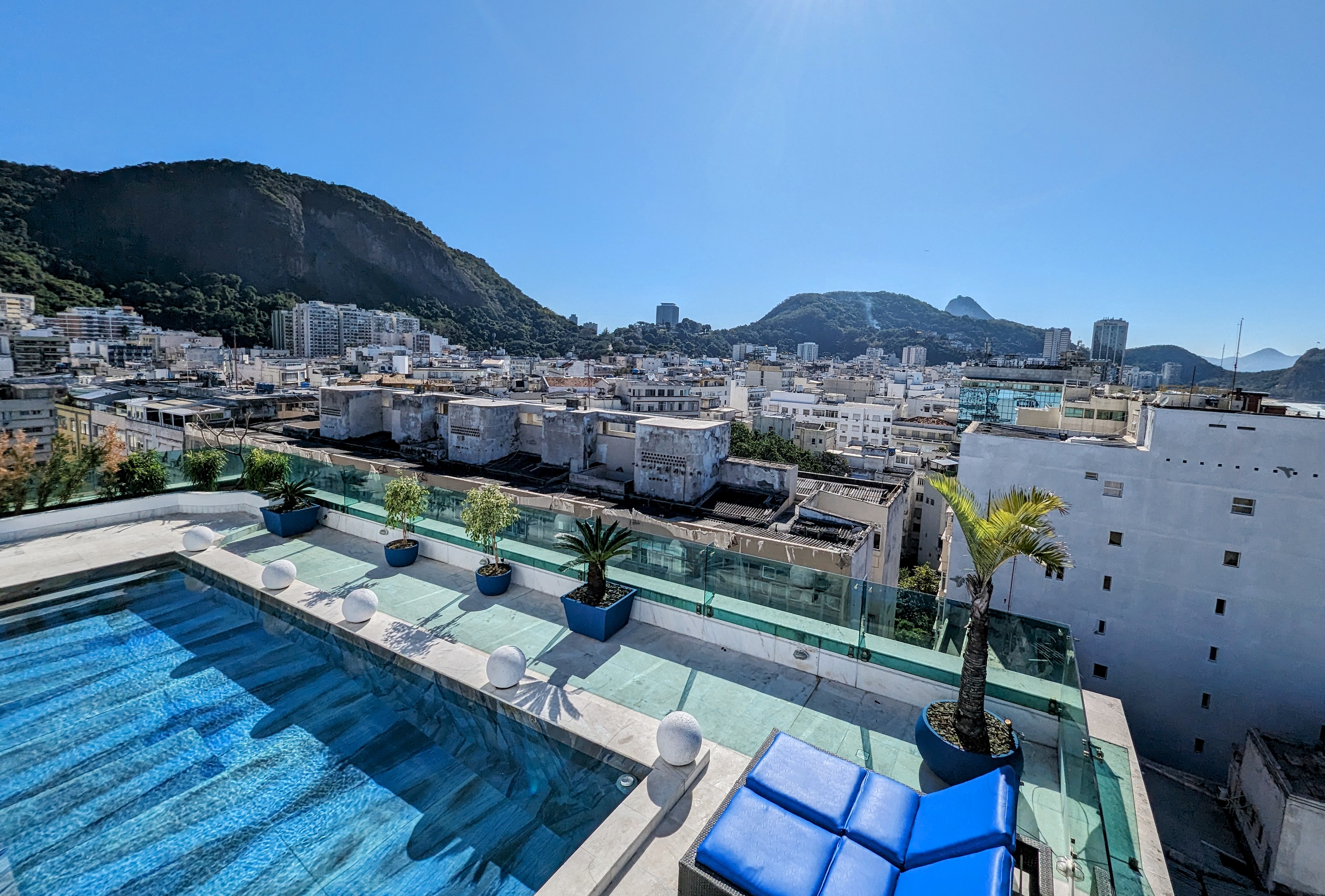 Cobertura Copacabana Frontal Mar