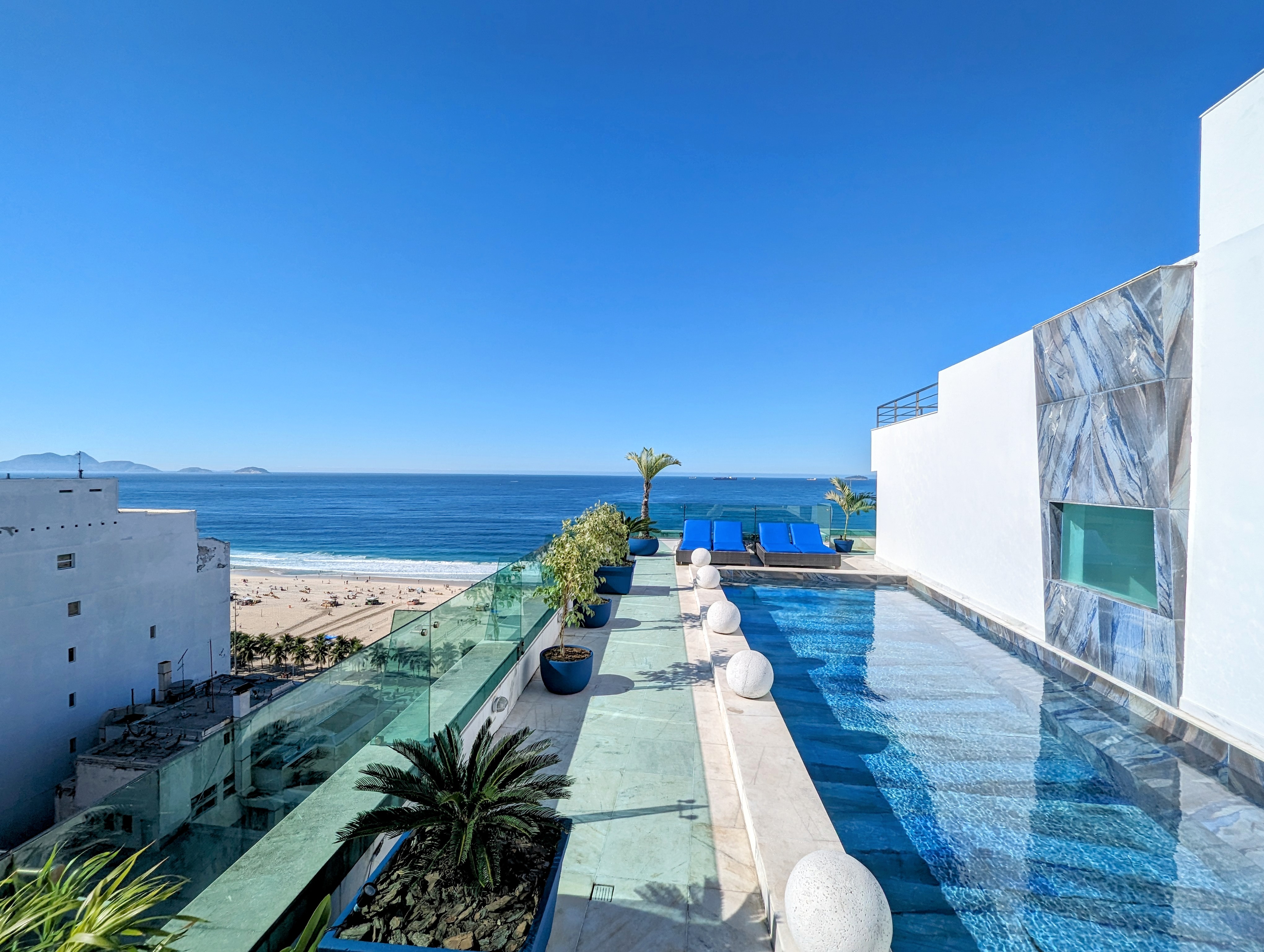 Cobertura Copacabana Frontal Mar