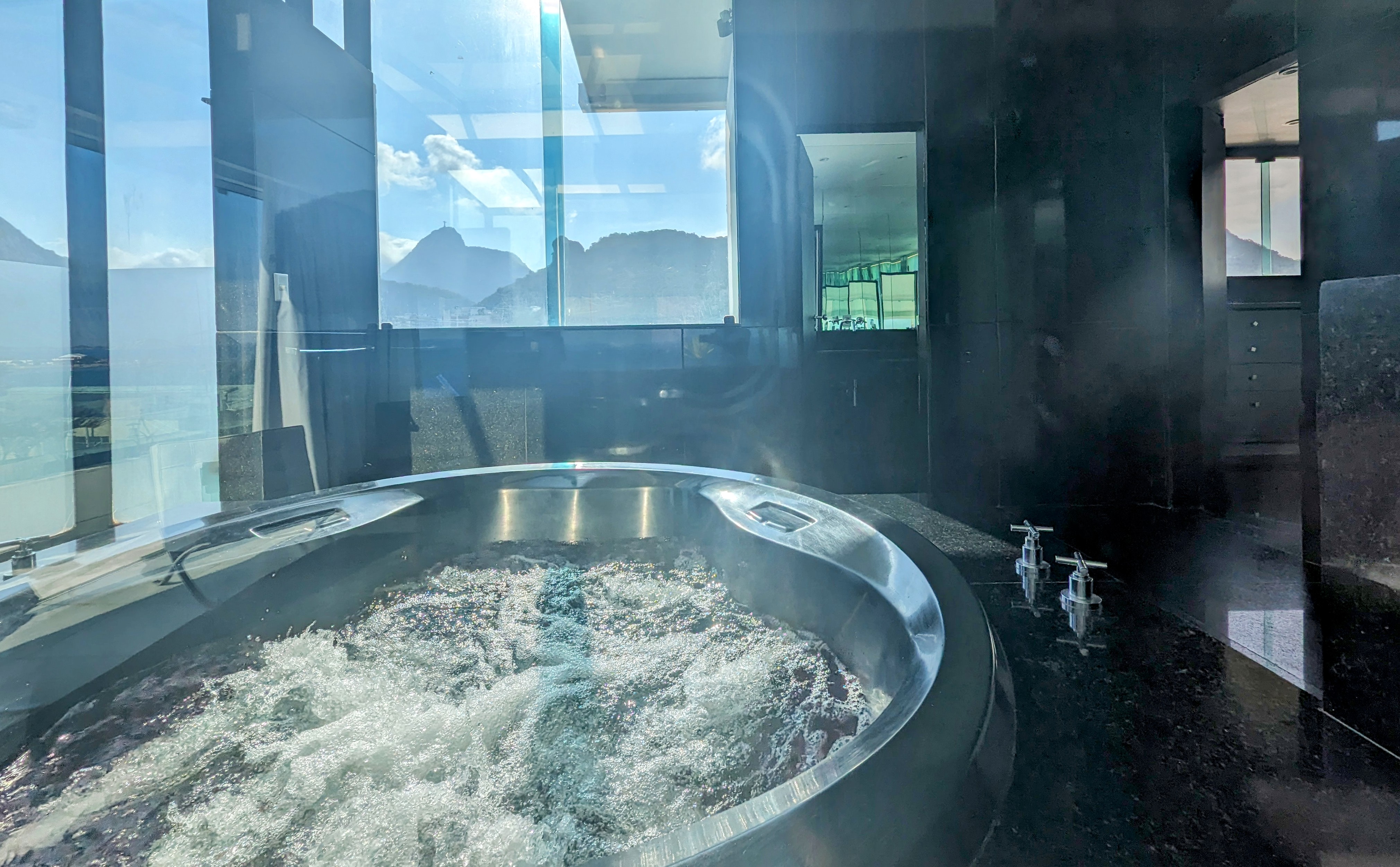 Cobertura Copacabana Frontal Mar