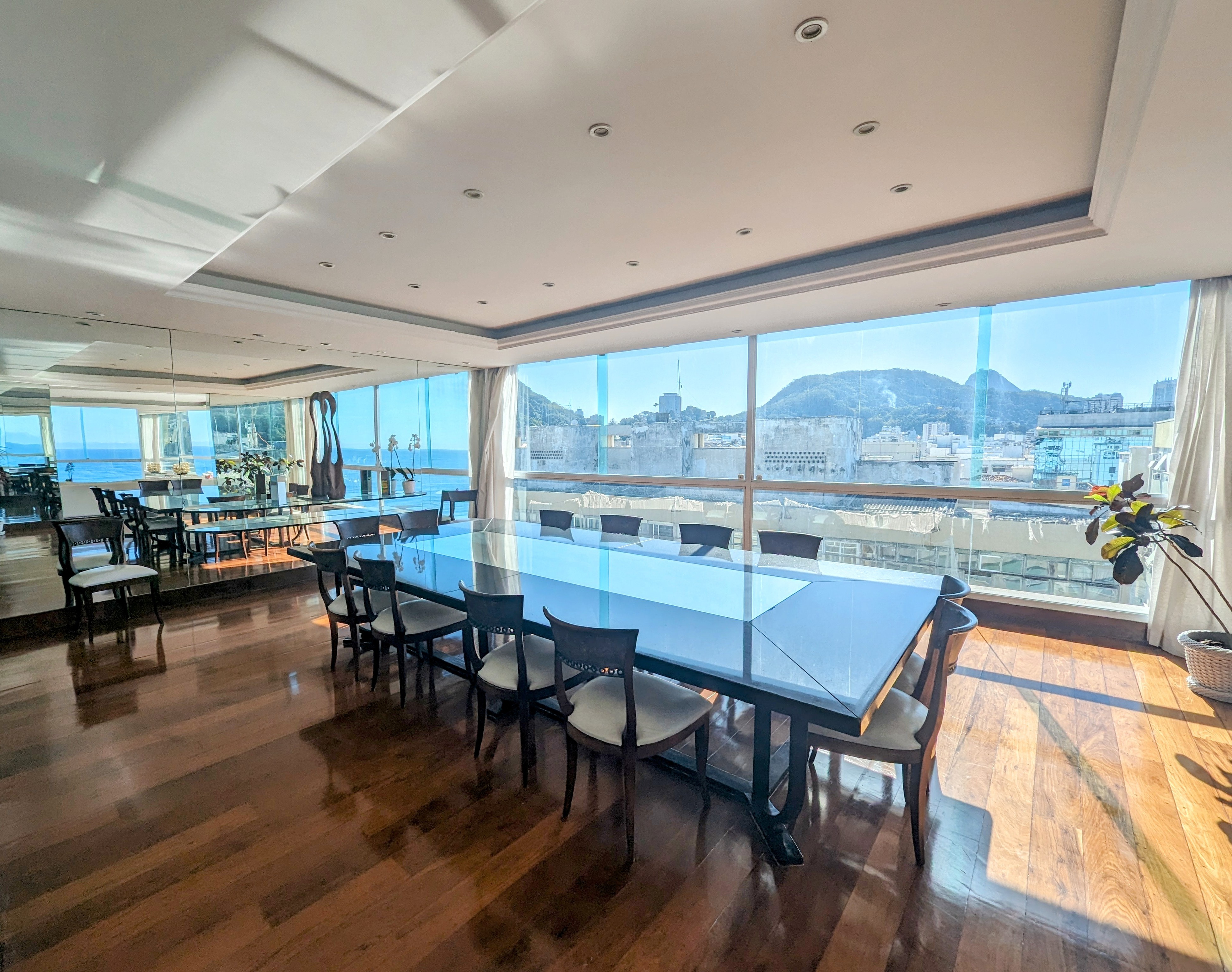 Cobertura Copacabana Frontal Mar