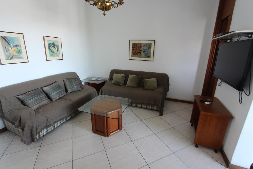 Tiffany’s Ipanema 903