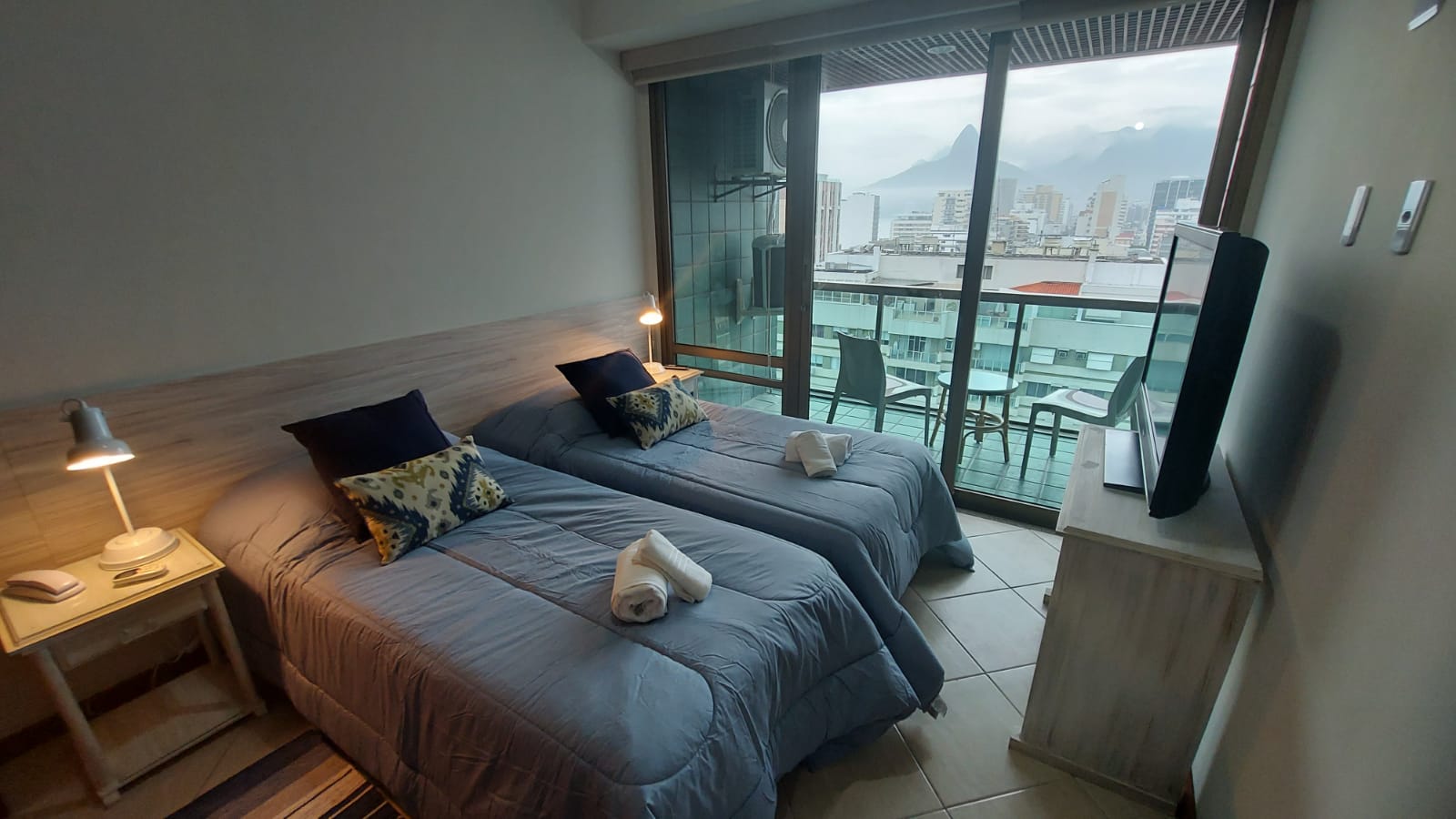 Tiffany’s Ipanema 1105