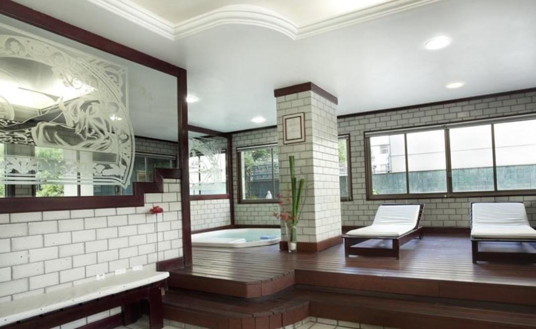 Tiffany’s Ipanema 1205