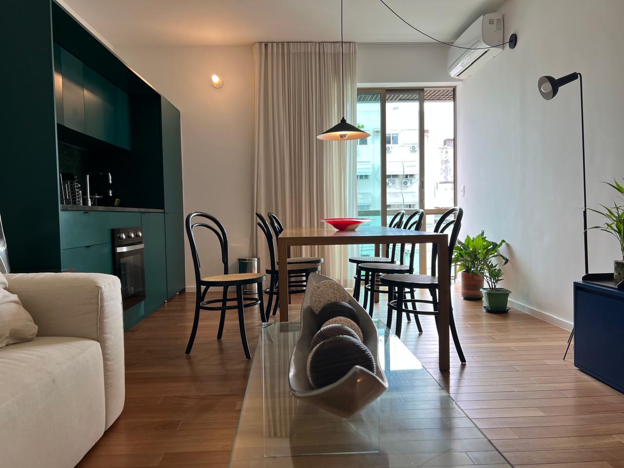 Tiffanys Ipanema 303