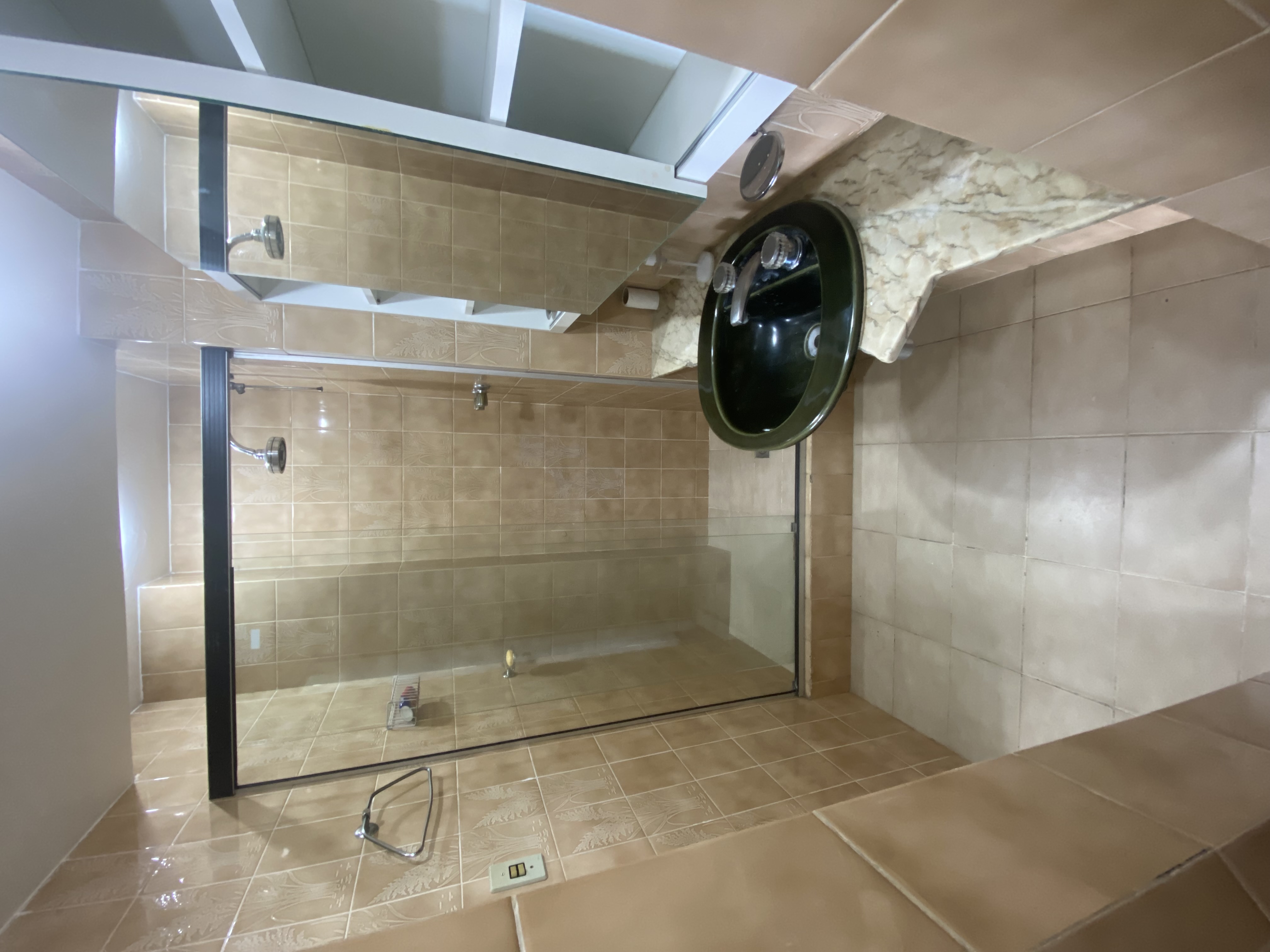 Apartamento Frontal Mar posto 6 Copacabana