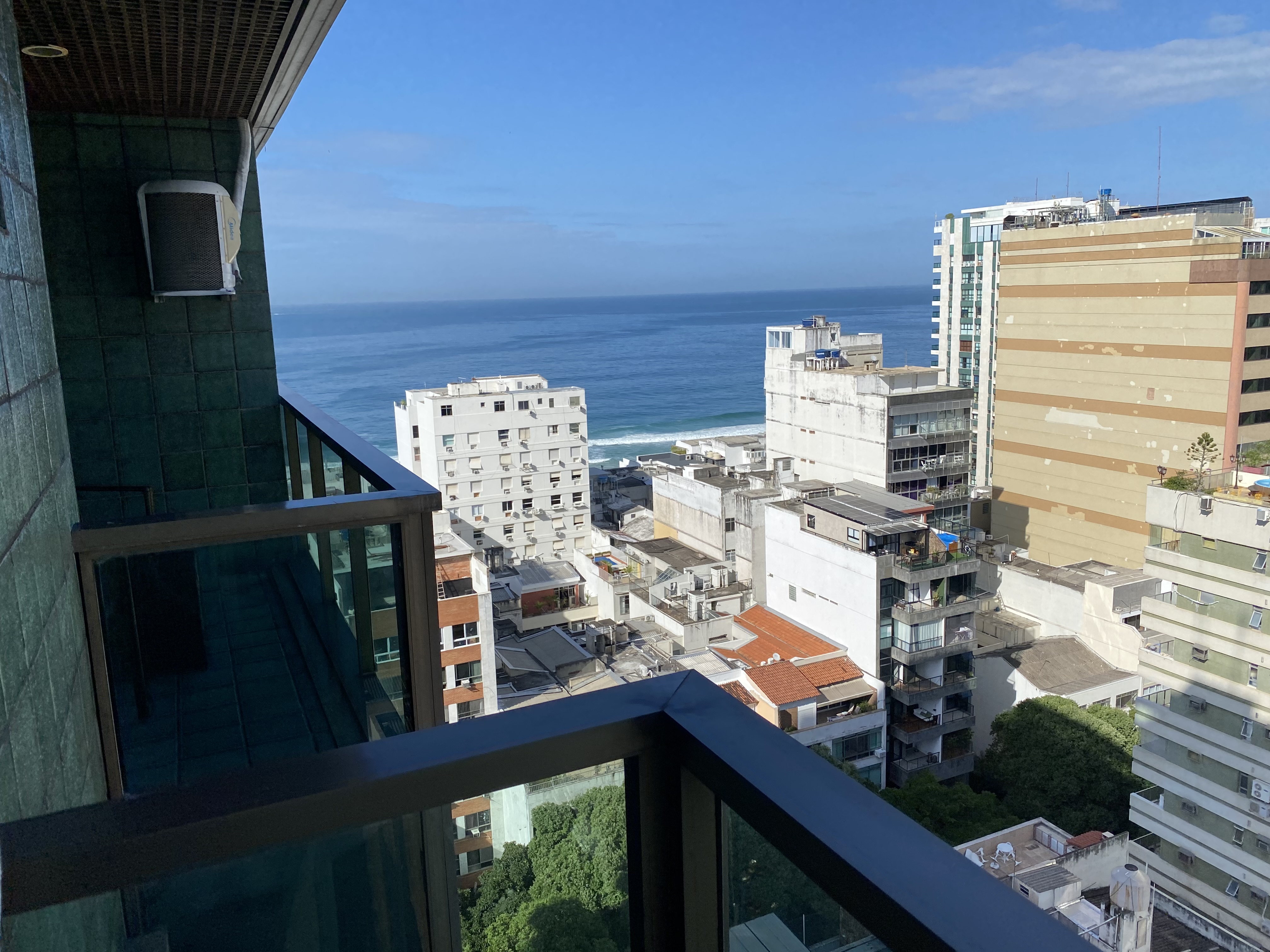 Tiffany’s Ipanema 1205