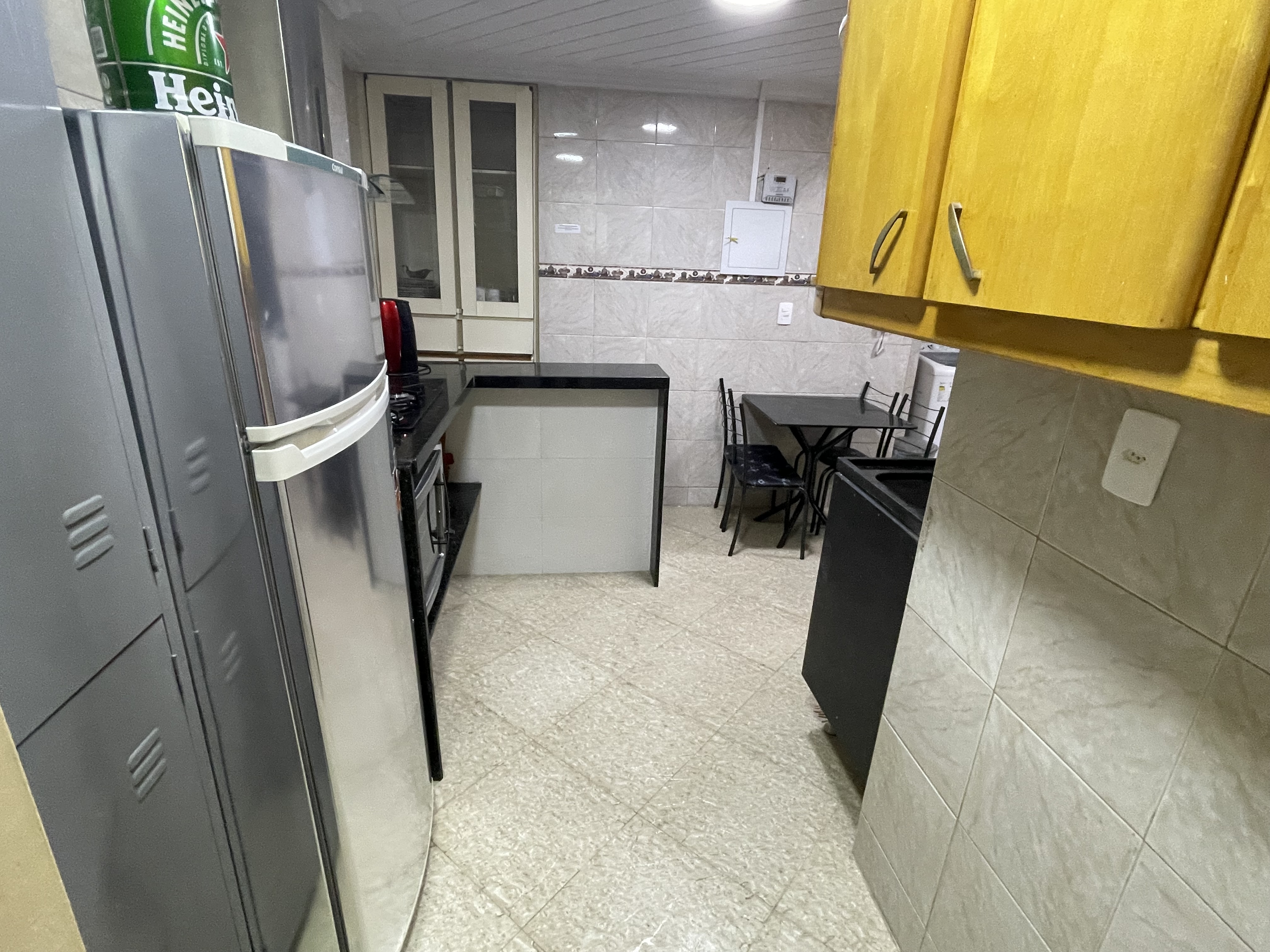 Quatro quartos próximo do Metrô Copacabana