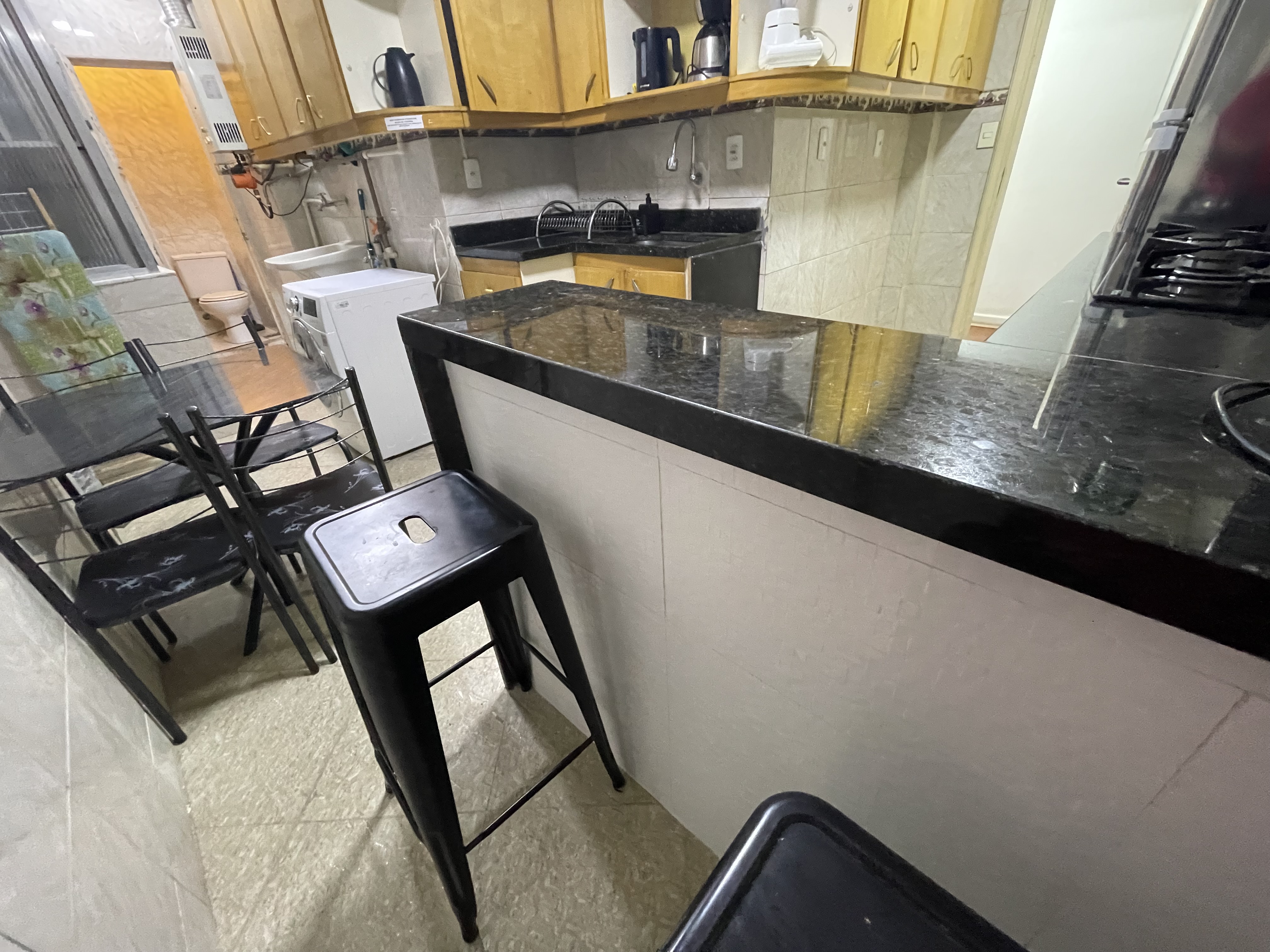 Quatro quartos próximo do Metrô Copacabana