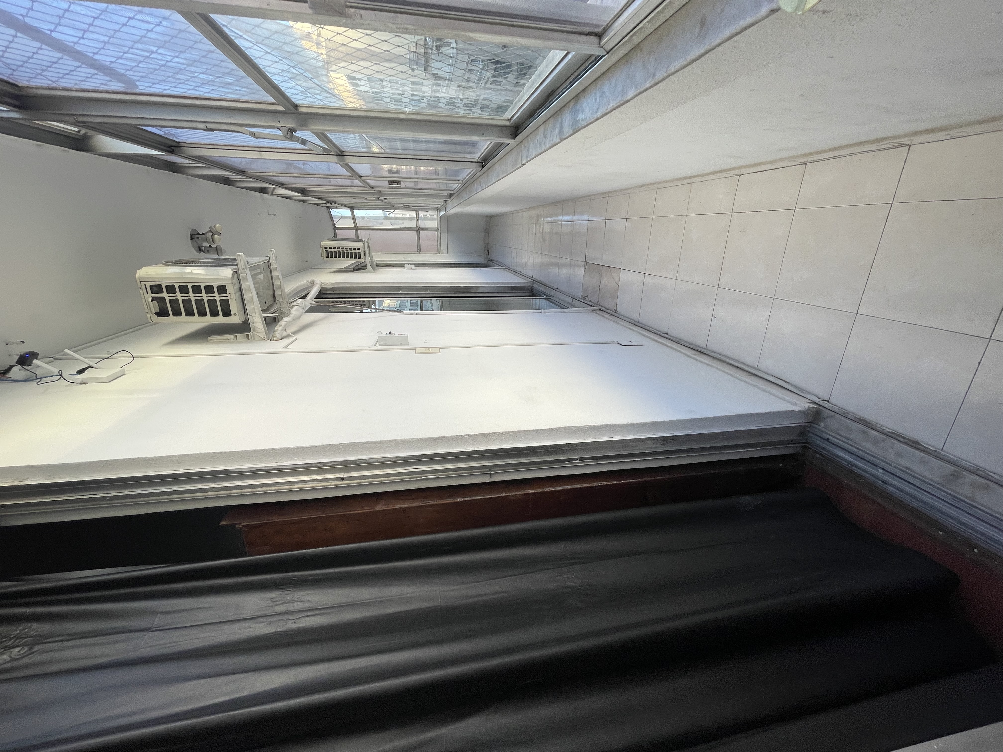 Quatro quartos próximo do Metrô Copacabana