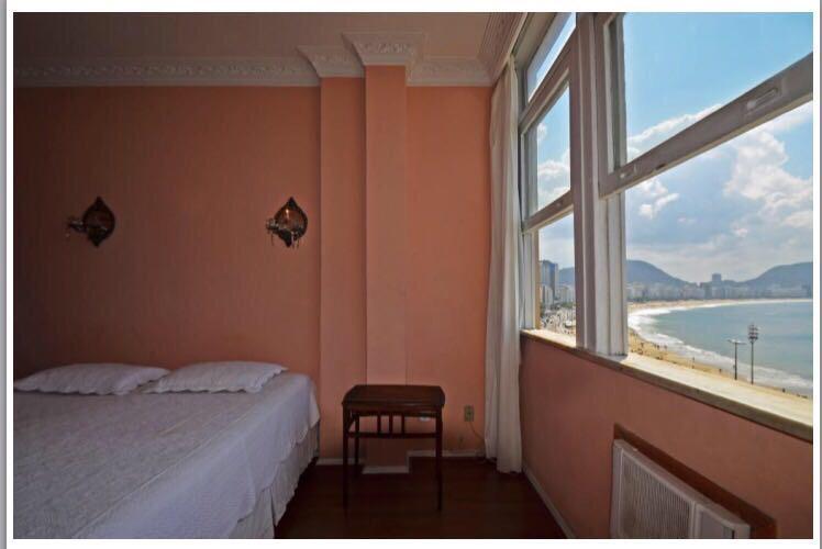 Apartamento Frontal Mar posto 6 Copacabana