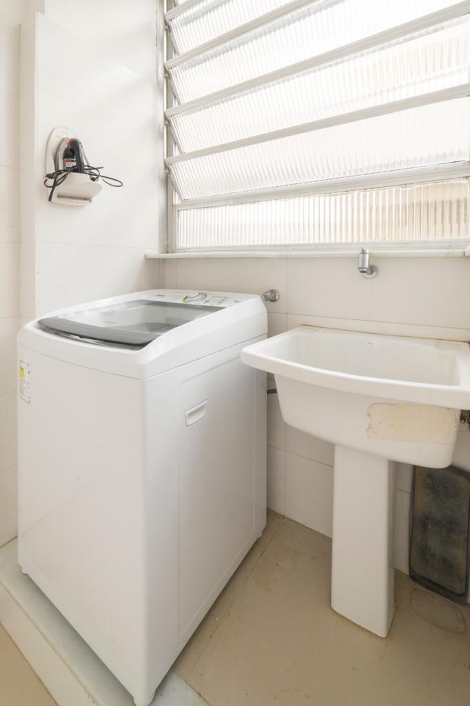 Apartamento Frontal Mar posto 6 Copacabana