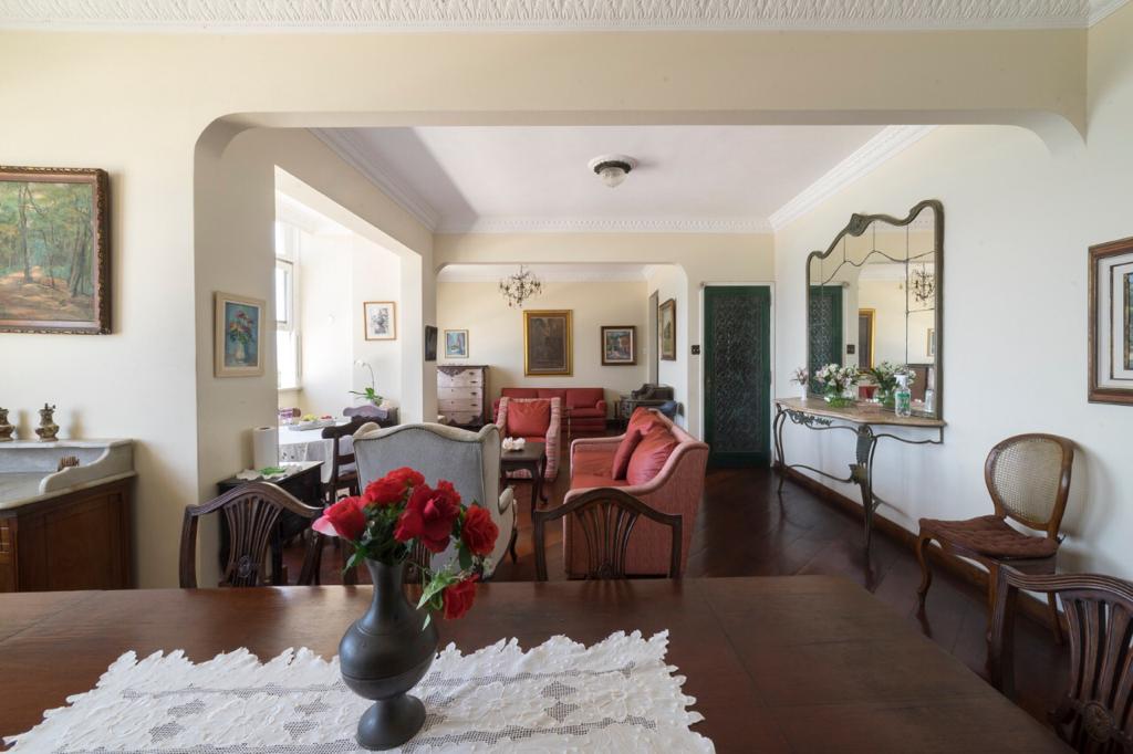 Apartamento Frontal Mar posto 6 Copacabana